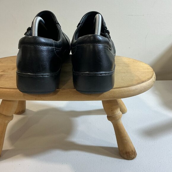 Clarks Black Leather Flats women’s size 12 - Picture 13 of 15